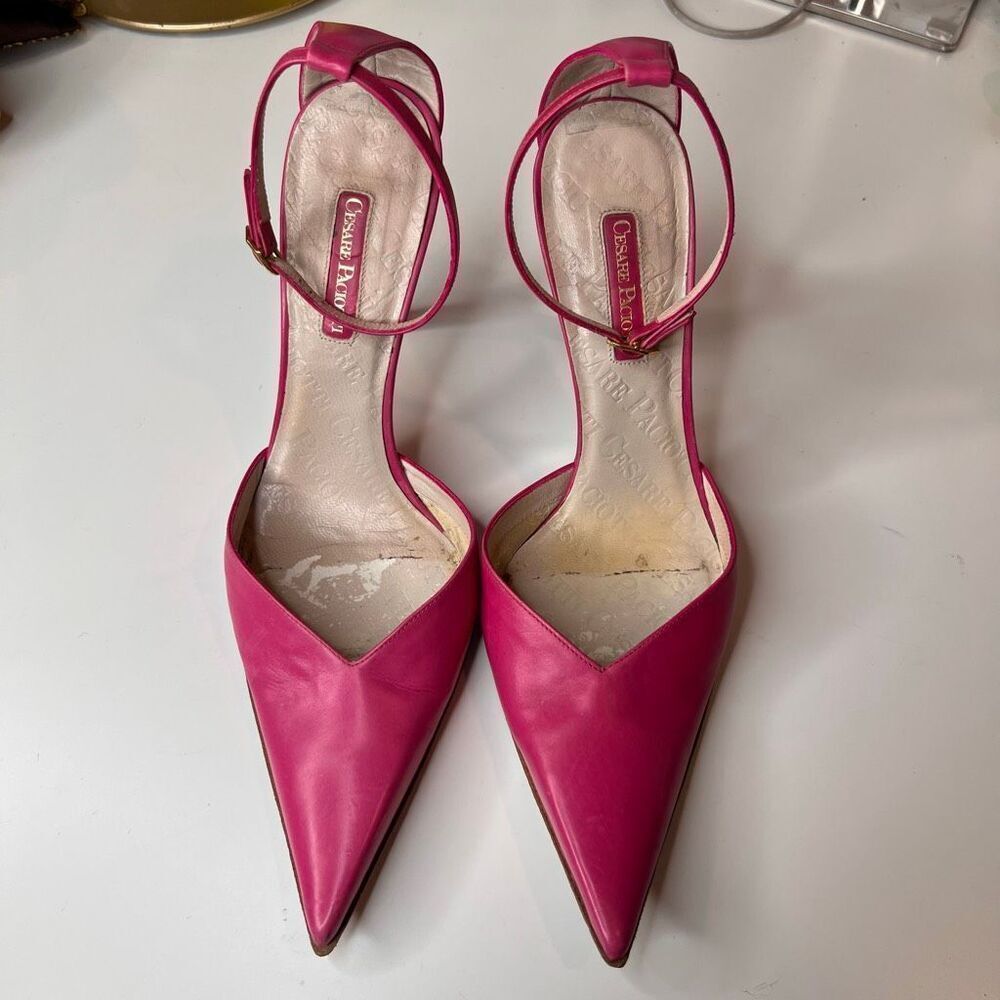 Cesare Paciotti daggers distinctive ring detail on the heel leather sling back